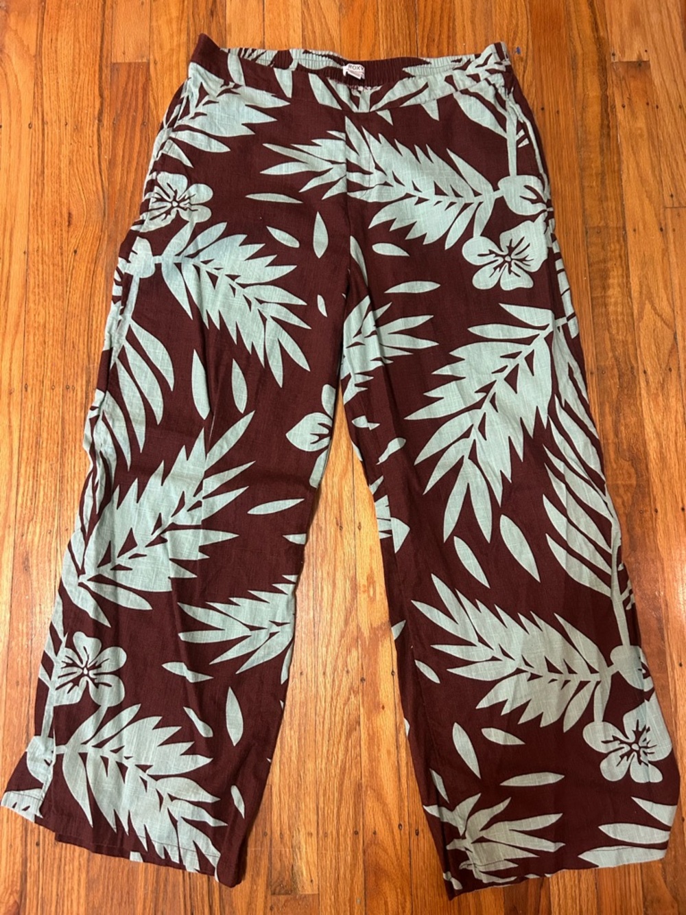 Roxy Brown & Sage Tropical Print Pull-On Pants